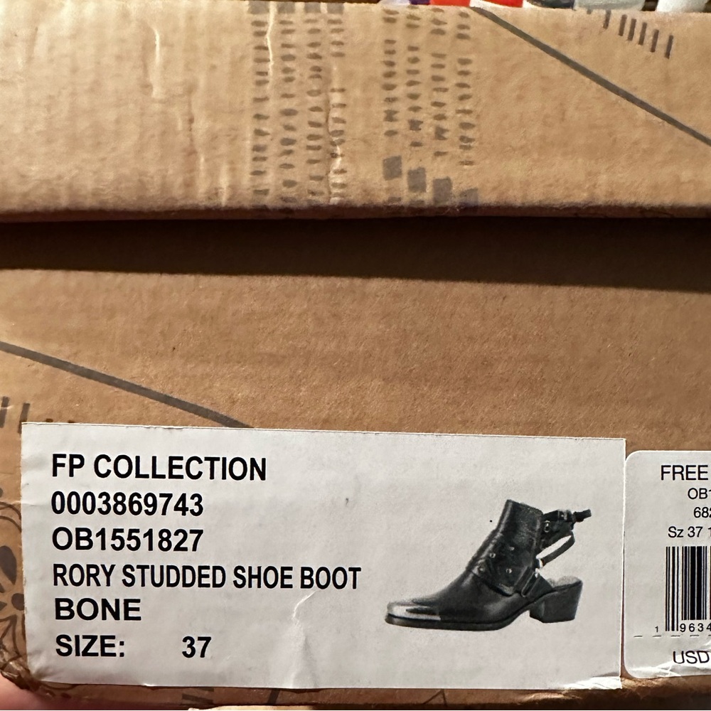 Free People Collection Rory Studded Shoe Boot
Size 7 - Picture 3 of 13